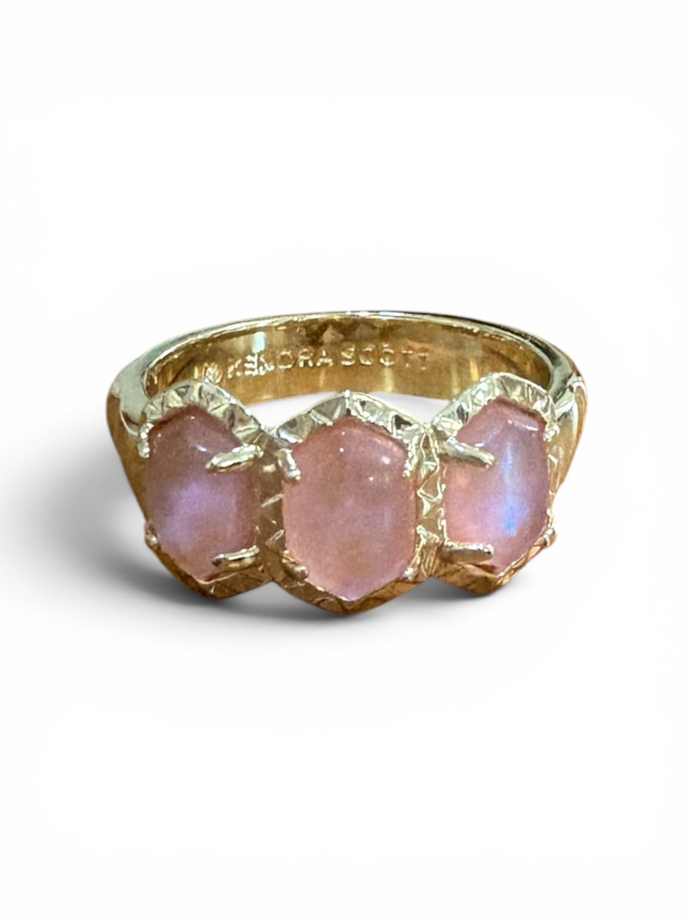 Kendra Scott Daphne Gold Band Ring in Light Pink Iridescent Abalone